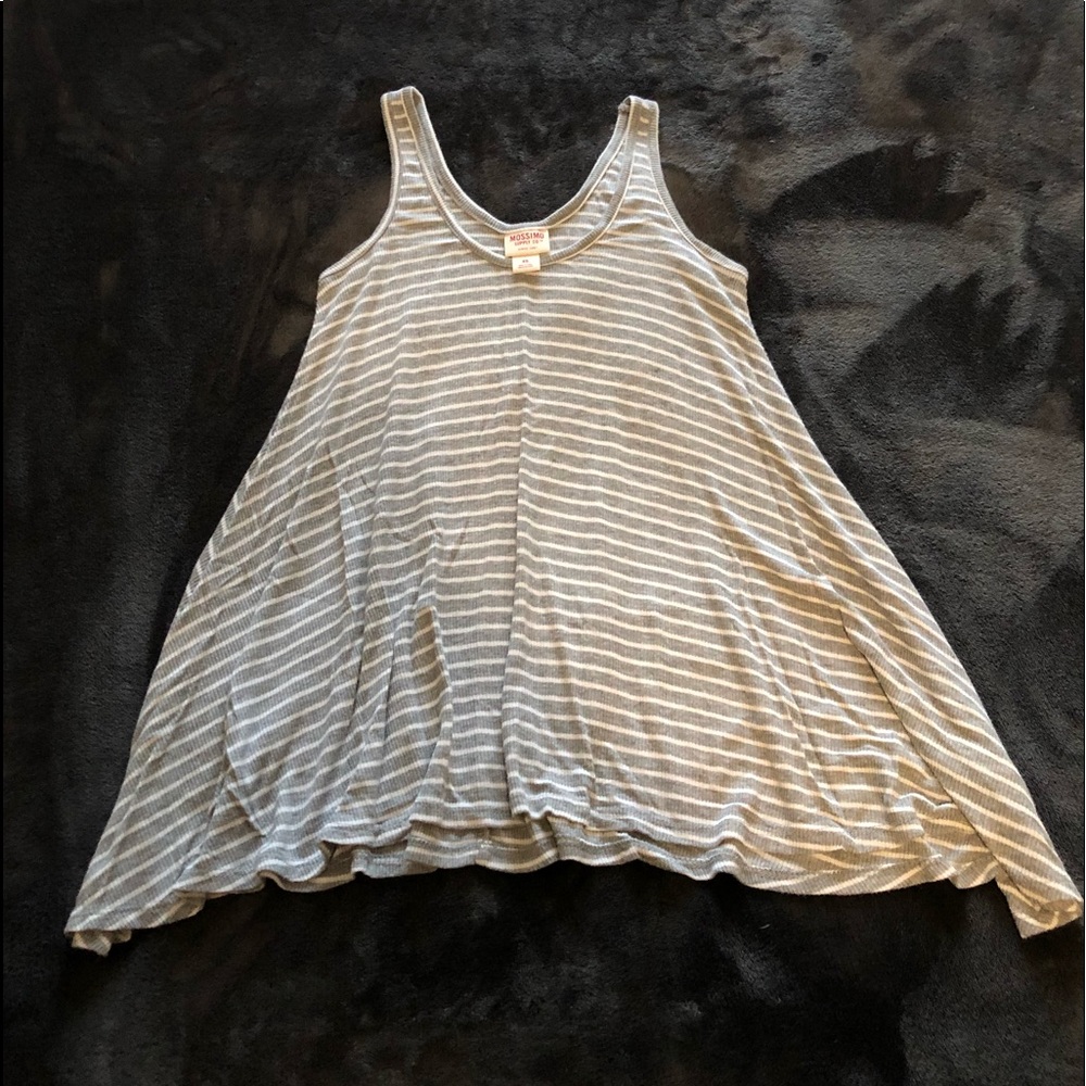 Long hem tank top